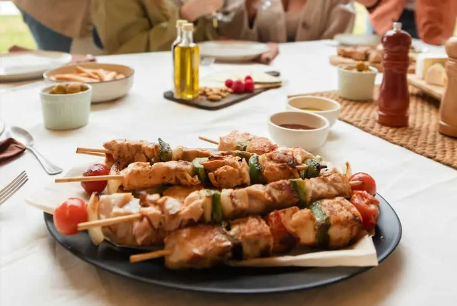 Le grand retour du barbecue : quand le feu redevient l'âme de nos tables